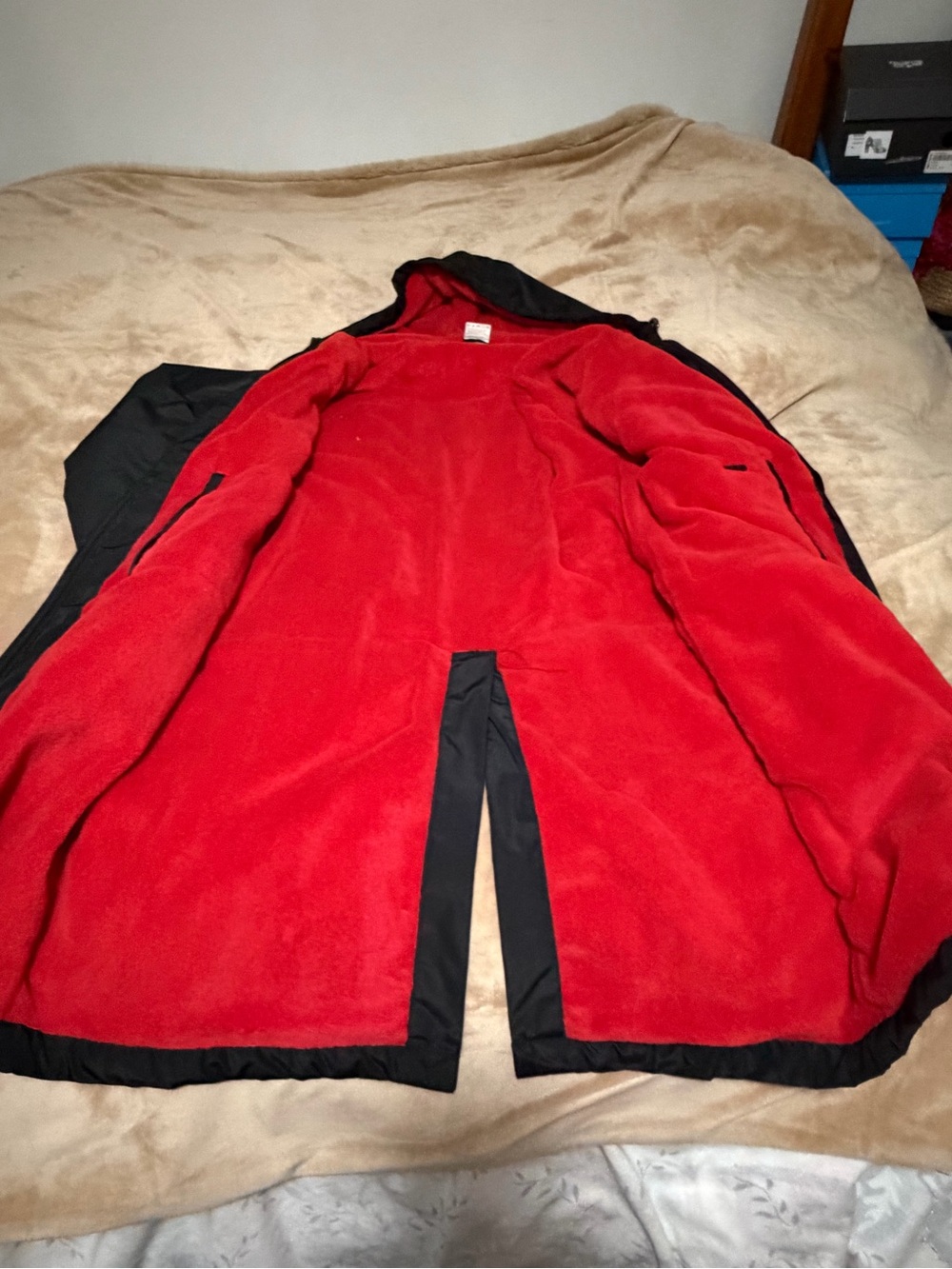 Sporti Black Swim Parka with Red Fleece Lining - Youth Medium - Picture 6 of 7
